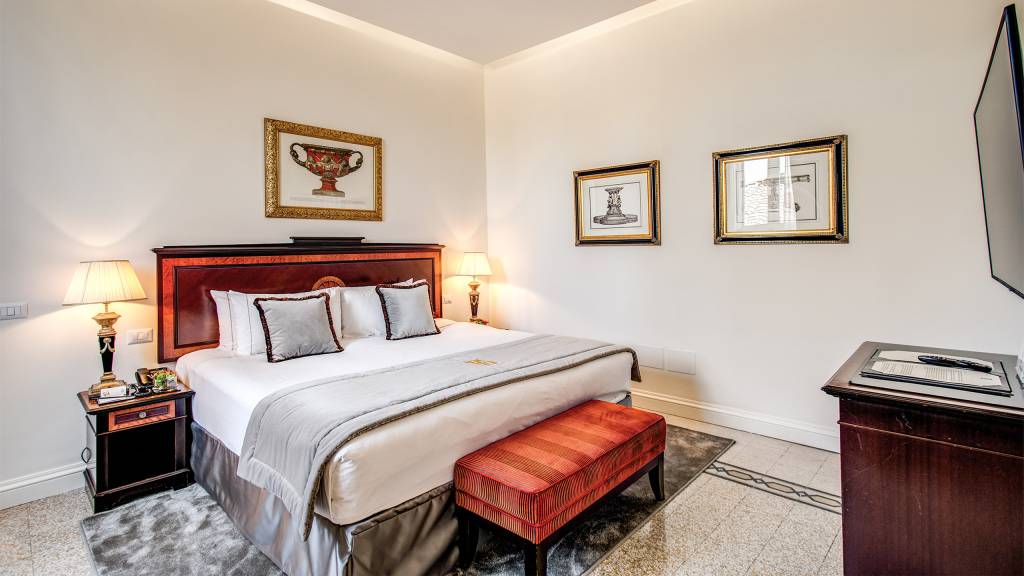 Hotel-Eitch-Borromini-Roma-305-Executive-Suite-5-new