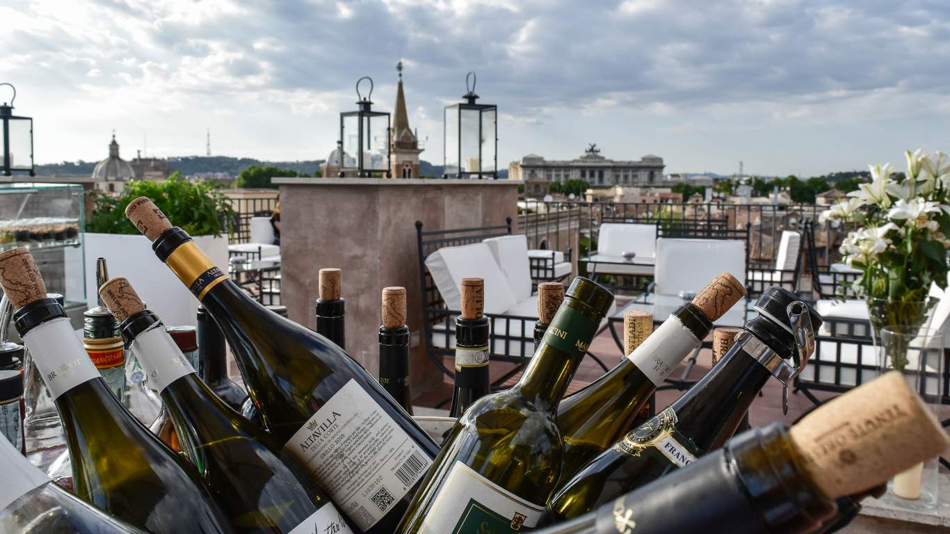 Hotel-Eitch-Borromini-Roma-vistas-plaza-navona-vino-DSC-0198