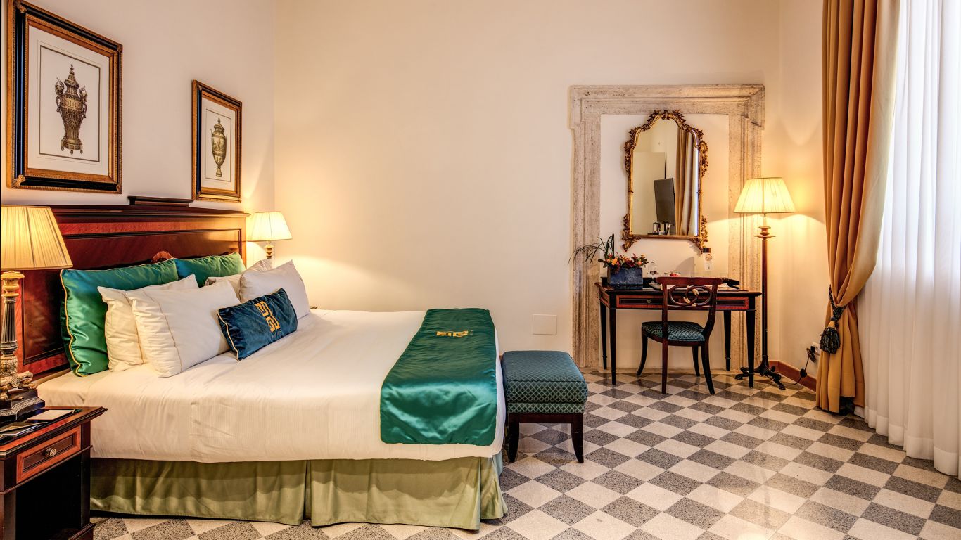 Hotel-Eitch-Borromini-Roma-suite-superior-doble-2