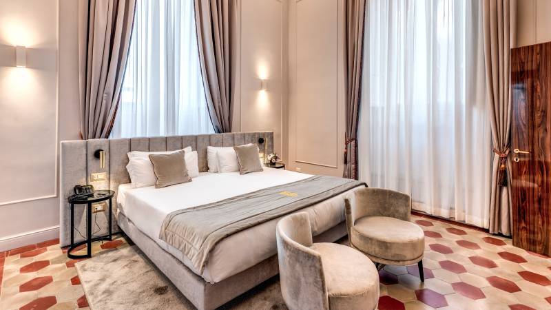 Eitch-Borromini-Roma-202-Deluxe-Camera-1 Eitch-Borromini-Roma-202-Deluxe-Camera-1