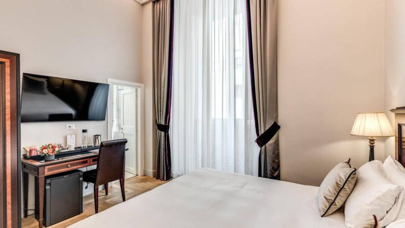 eitch-borromini-camera-classic-484917676